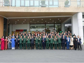 Cuộc gặp gỡ đặc biệt tại KCN Nam Cầu Kiền nhân 81 năm Ngày thành lập Quân đội Nhân dân Việt Nam