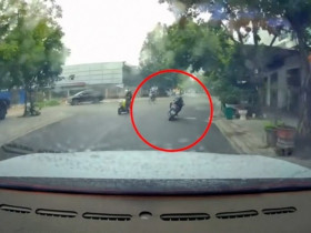 Clip: Học sinh đi xe máy vượt ô tô rồi đánh võng liều lĩnh và cái kết