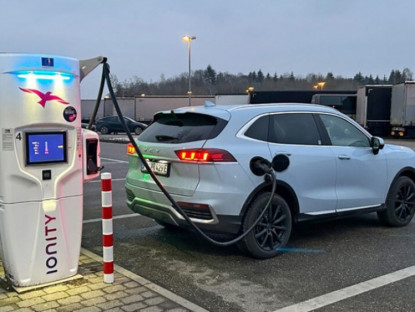 Giao thông - ADAC chứng minh bức xạ điện tử trên xe điện an toàn