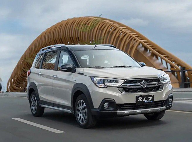 Vì sao khách Việt lại ưa chuộng dòng xe Suzuki XL7 Hybrid - 1