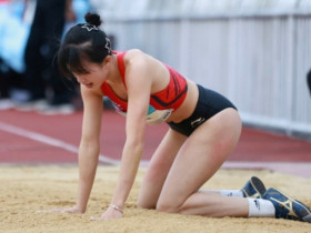 Quả cảm người đẹp Ngọc Hà dính chấn thương vẫn giật huy chương nhảy xa SEA Games