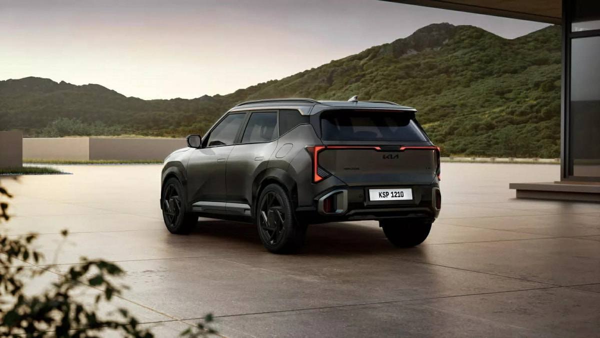 Kia Seltos thế hệ mới lộ diện, thay đổi nhiều và trẻ hóa hơn - 2