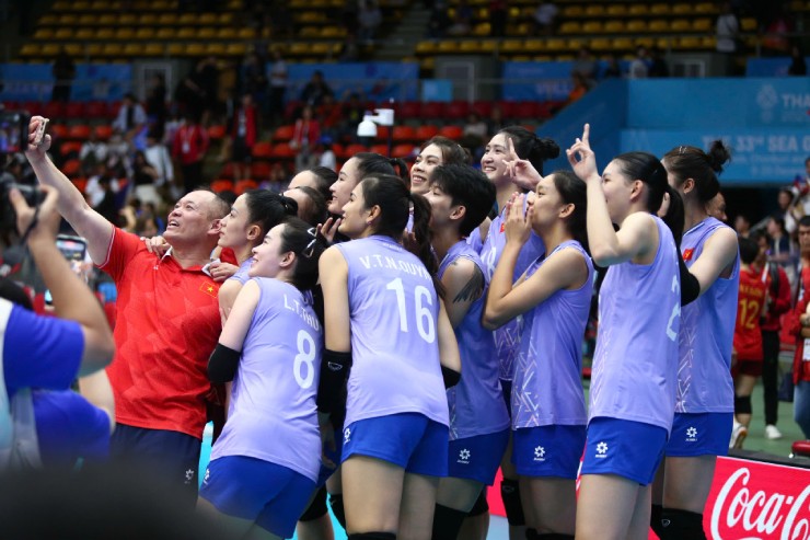 Trực tiếp SEA Games 33, đoàn Việt Nam thi đấu 15/12: Chờ “vàng 10” từ bóng chuyền nữ - 1