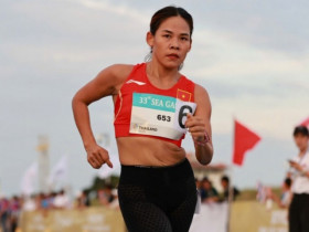 Đi bộ & marathon Việt Nam ở SEA Games gặp chông gai: VĐV bỏ cuộc, cấp cứu, thua sốc