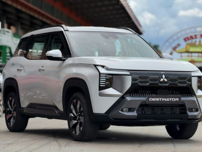 Giao thông - Cận cảnh Mitsubishi Destinator Premium giá từ 780 triệu đồng