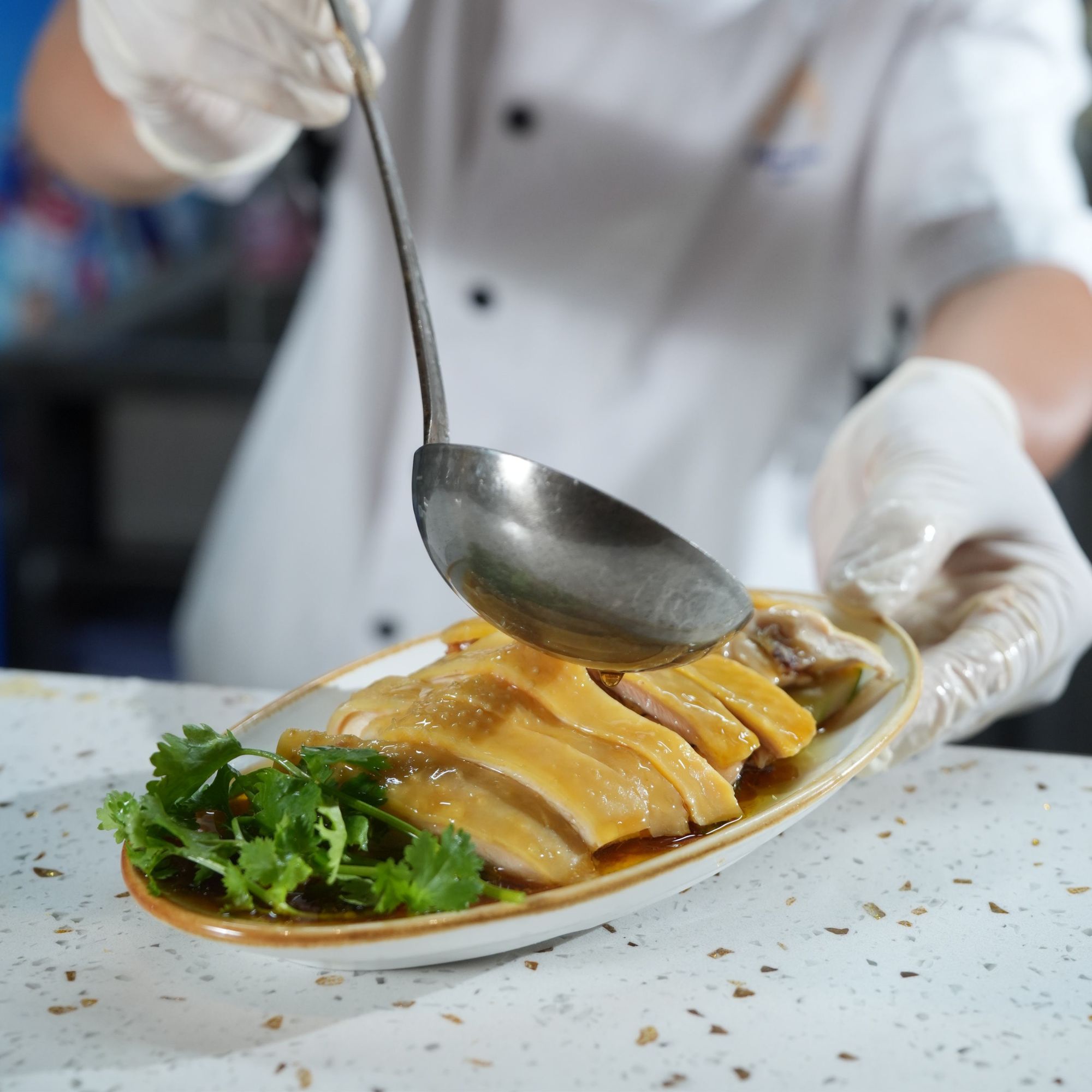 Cơm gà Hải Nam phong vị ẩm thực Singapore rất riêng giữa lòng Sài Gòn - 1