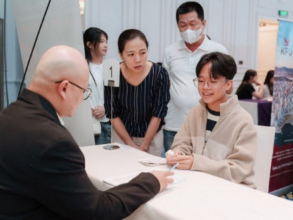 Thông tin doanh nghiệp - 5 sai lầm khiến bạn rớt visa du học Canada qua phân tích của RCIC-IRB Andy Luu