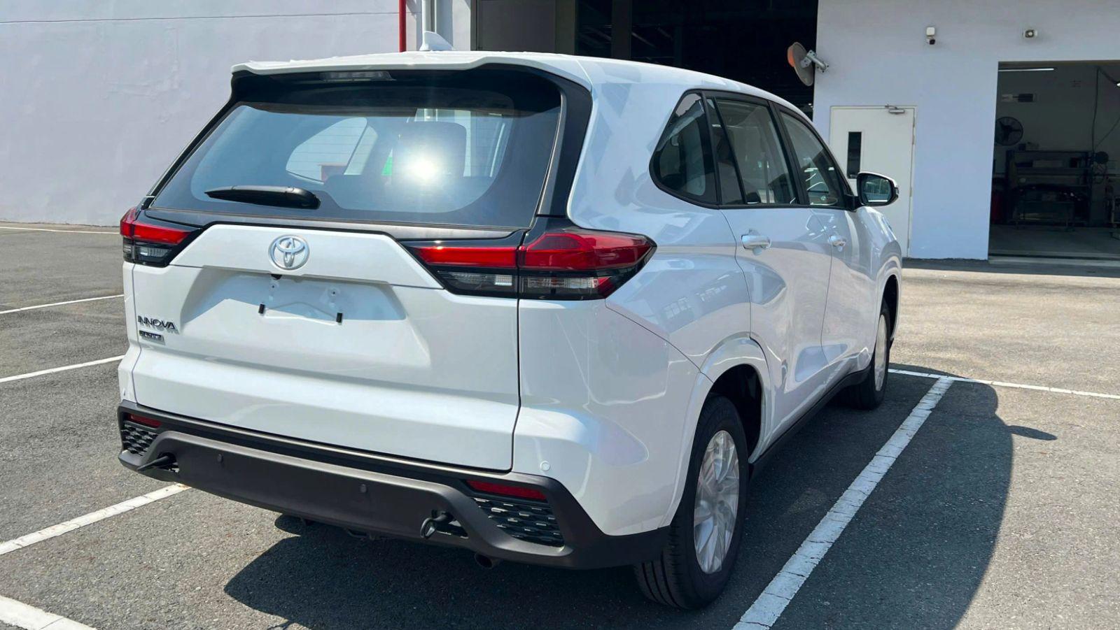 Toyota Innova Cross cắt trang bị và có mức giá 730 triệu liệu có tạo ra làn sóng mới - 2