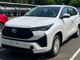 Toyota Innova Cross cắt trang bị và có mức giá 730 triệu liệu có tạo ra làn sóng mới
