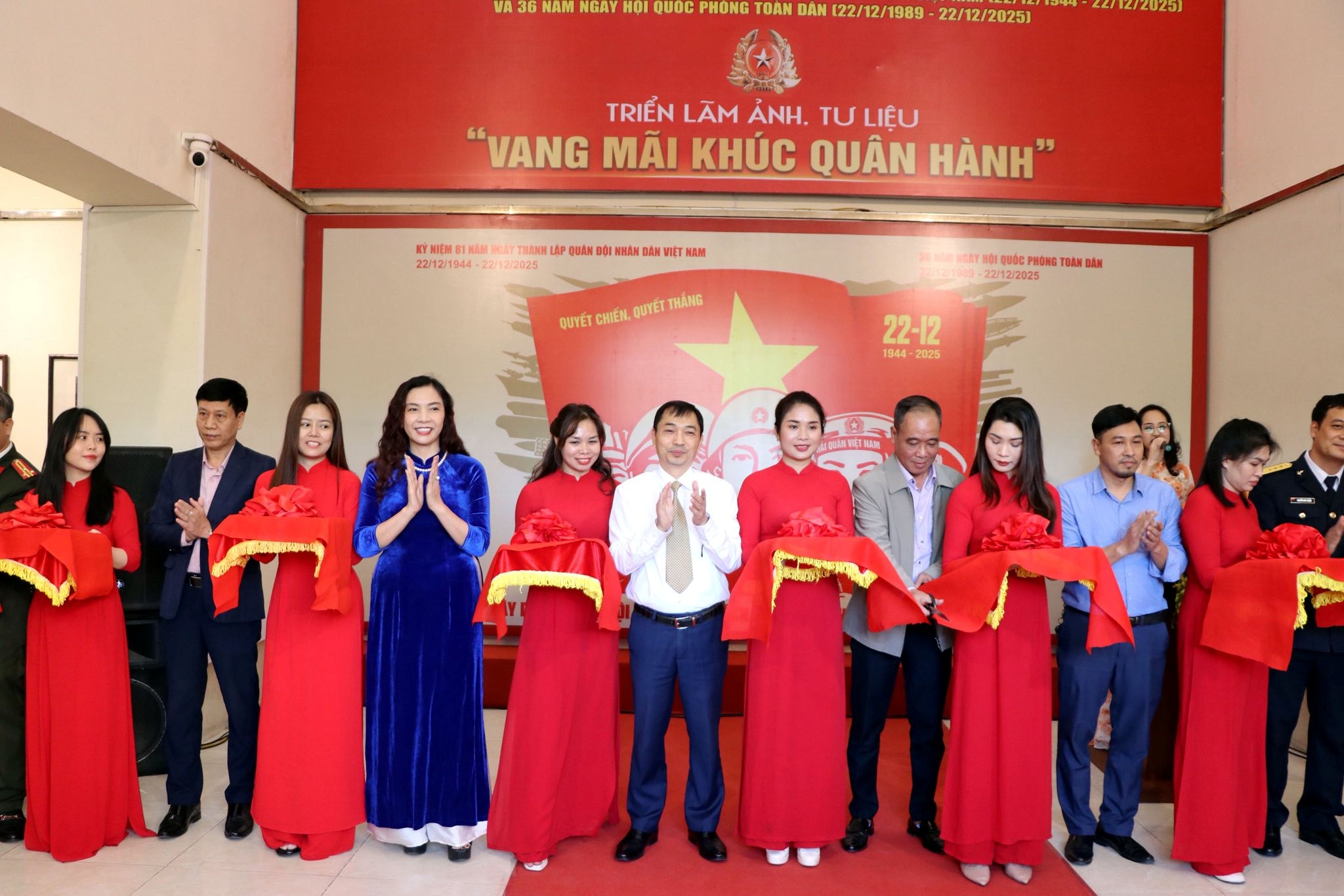 Triển lãm ảnh, tư liệu “Vang mãi khúc quân hành” nhân Kỷ niệm 81 năm ngày thành lập Quân đội nhân dân Việt Nam và 36 năm ngày Quốc phòng toàn dân - 2