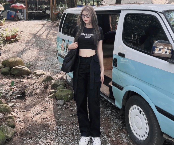 "Hoa khôi đấu kiếm" Ngô Thị Hương cao 1m75, giành huy chương quý giá ở SEA Games - 8