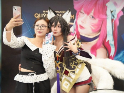 Thông tin doanh nghiệp - Trai xinh gái đẹp khuấy đảo sự kiện VPBank presents eSport Festival: Legends Unite