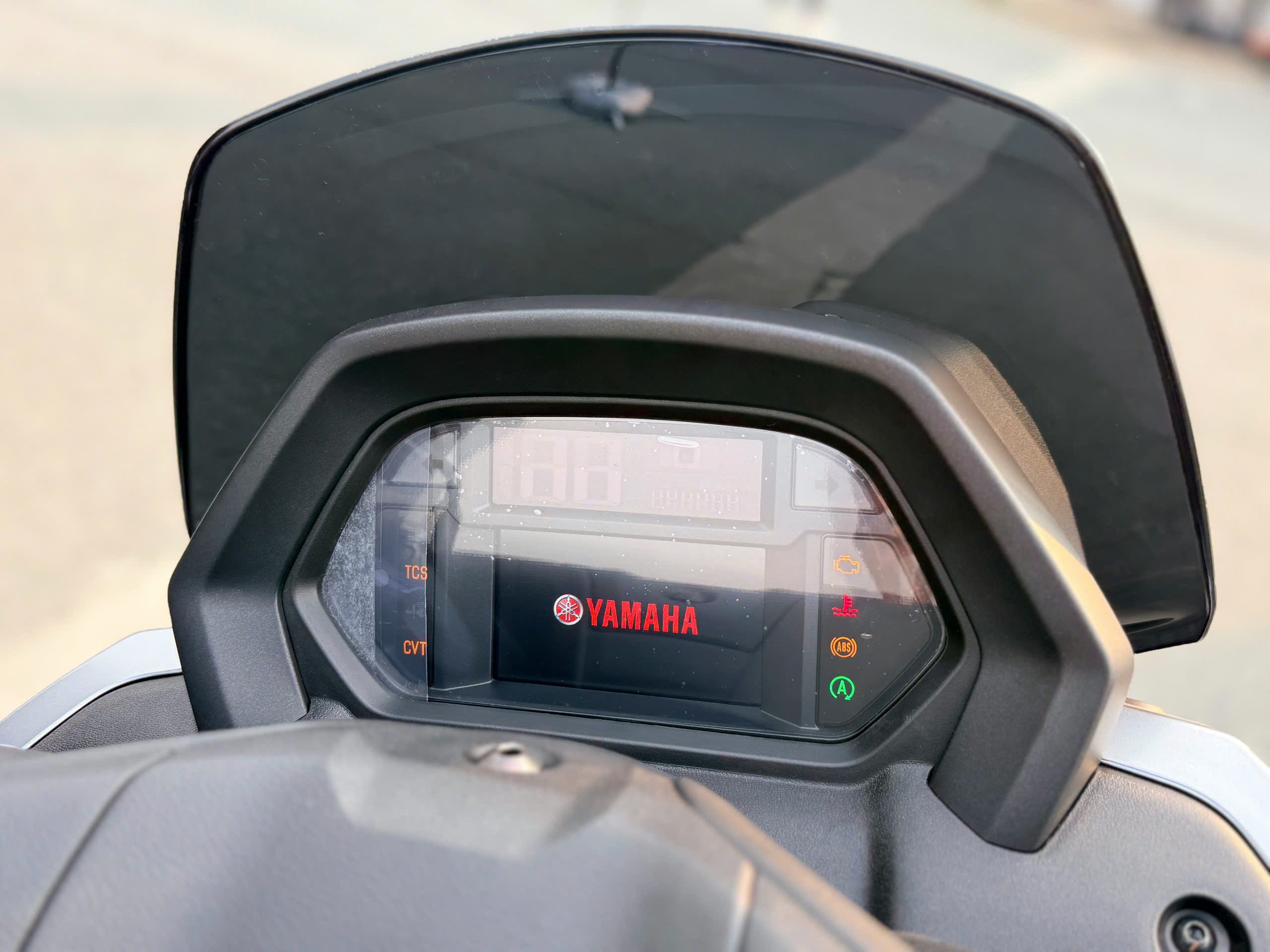 Yamaha NMax mới có giá 69 triệu đồng - 11