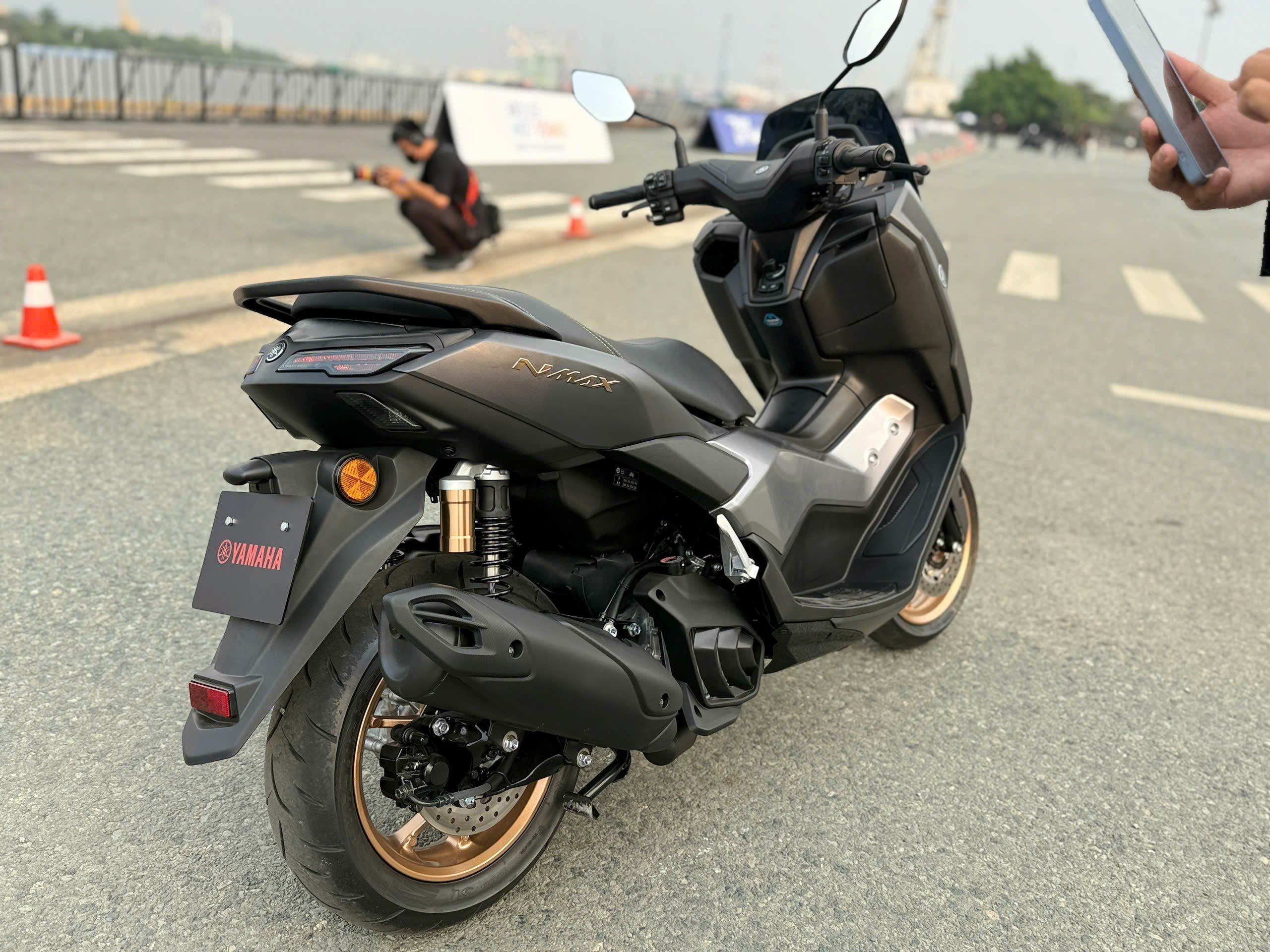 Yamaha NMax mới có giá 69 triệu đồng - 12