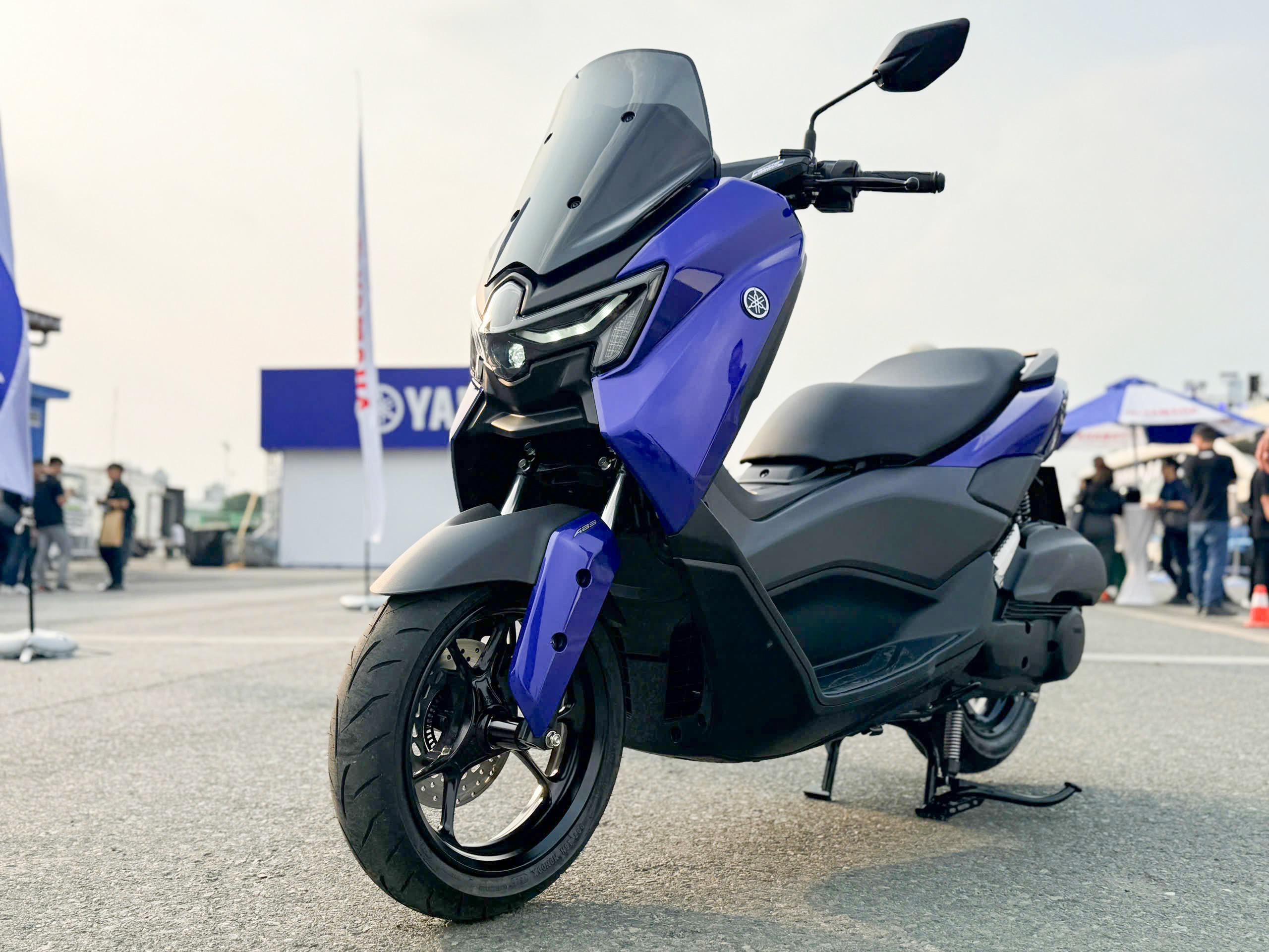 Yamaha NMax mới có giá 69 triệu đồng - 1