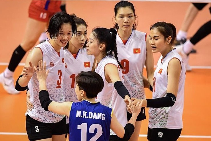 Bóng chuyền nữ Việt Nam lần đầu đánh bại Thái Lan, đạt thứ hạng khó tin năm 2025 - 2
