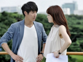 Vợ ngăn cấm kịch liệt khi chồng có bạn gái