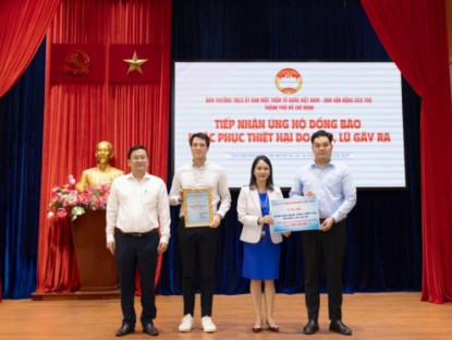 Thông tin doanh nghiệp - Tiếp sức dinh dưỡng cho trẻ em vùng lũ, Danone Việt Nam trao tặng 90.000 hộp sữa nước Aptamil trị giá 1 tỷ đồng