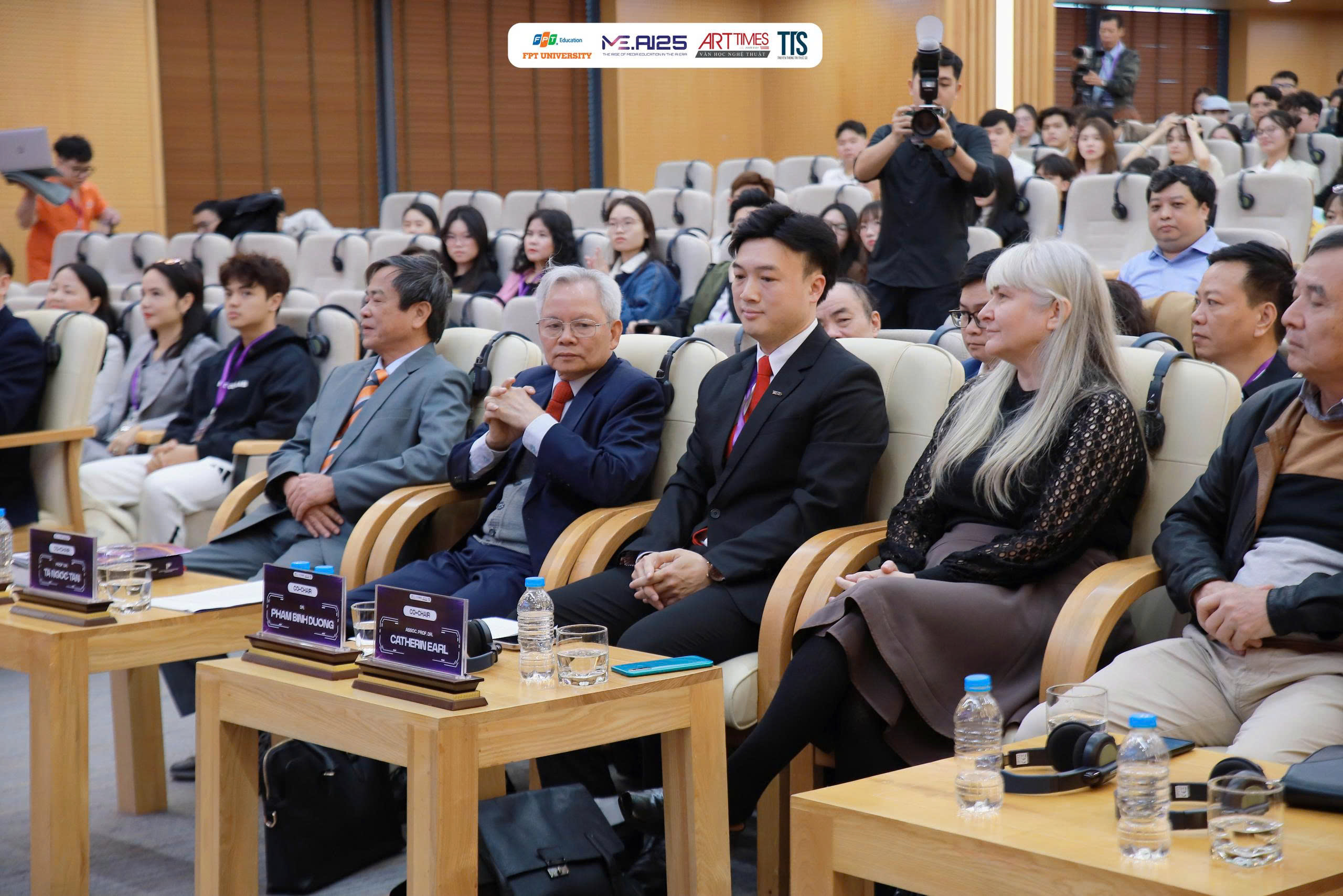 Lan tỏa tinh thần chuyển đổi số trong giáo dục truyền thông tại Việt Nam - 1