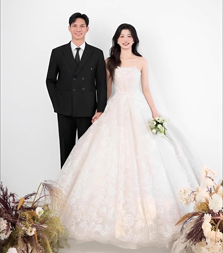 Hot girl bóng chuyền Phạm Thị Hiền lên xe hoa, Bích Tuyền gây chú ý khi tái xuất - 1