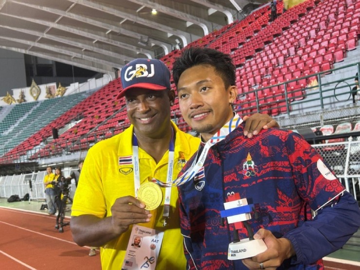 "Tia chớp" chạy nhanh nhất Đông Nam Á, ra yêu sách khi phá 3 kỷ lục SEA Games - 2