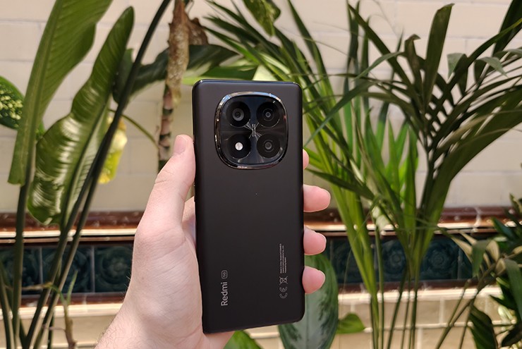 Các yếu tố âm thầm rút ngắn tuổi thọ pin trên điện thoại Xiaomi - 1