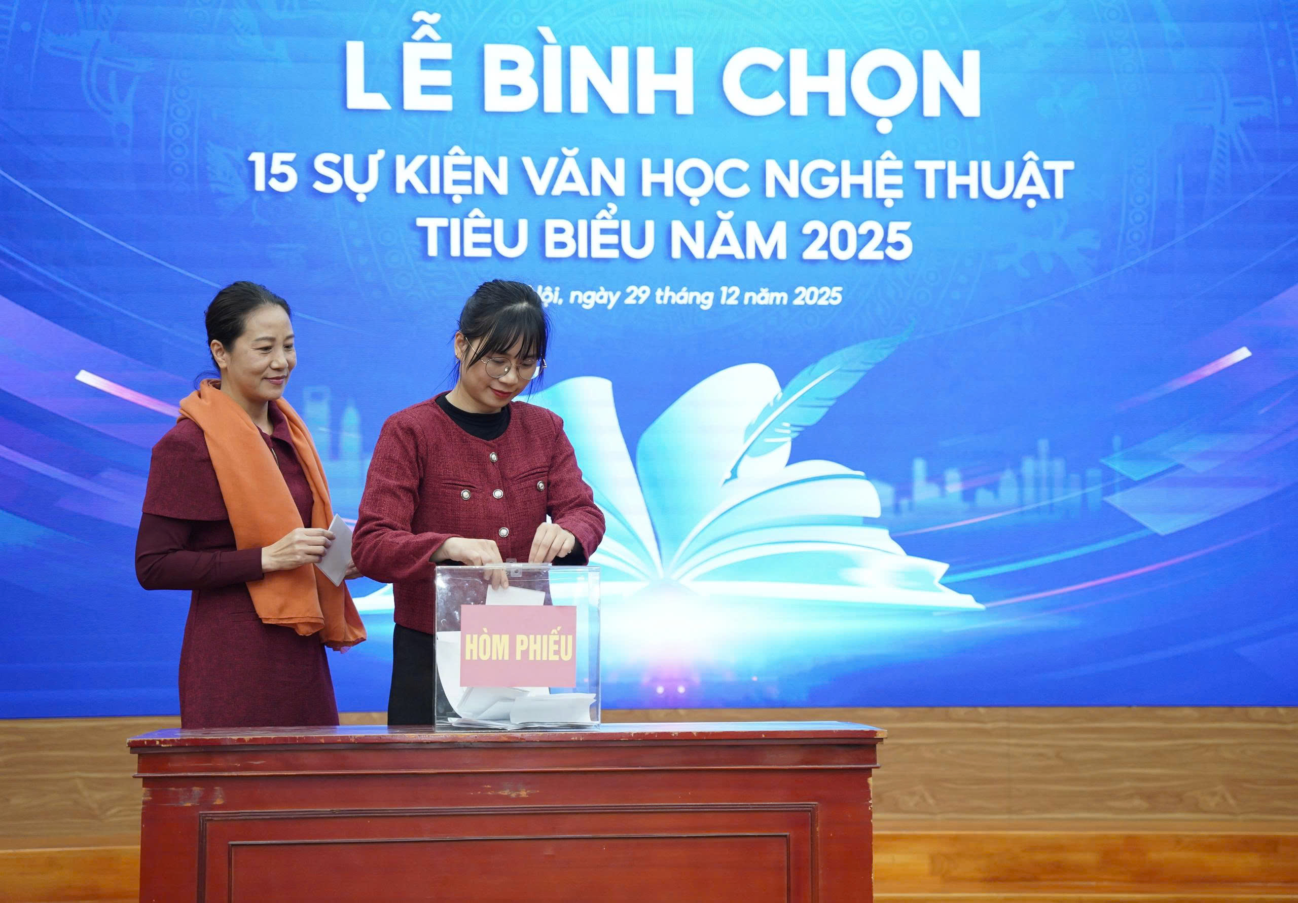 Bình chọn 15 sự kiện Văn học nghệ thuật tiêu biểu năm 2025 - 7