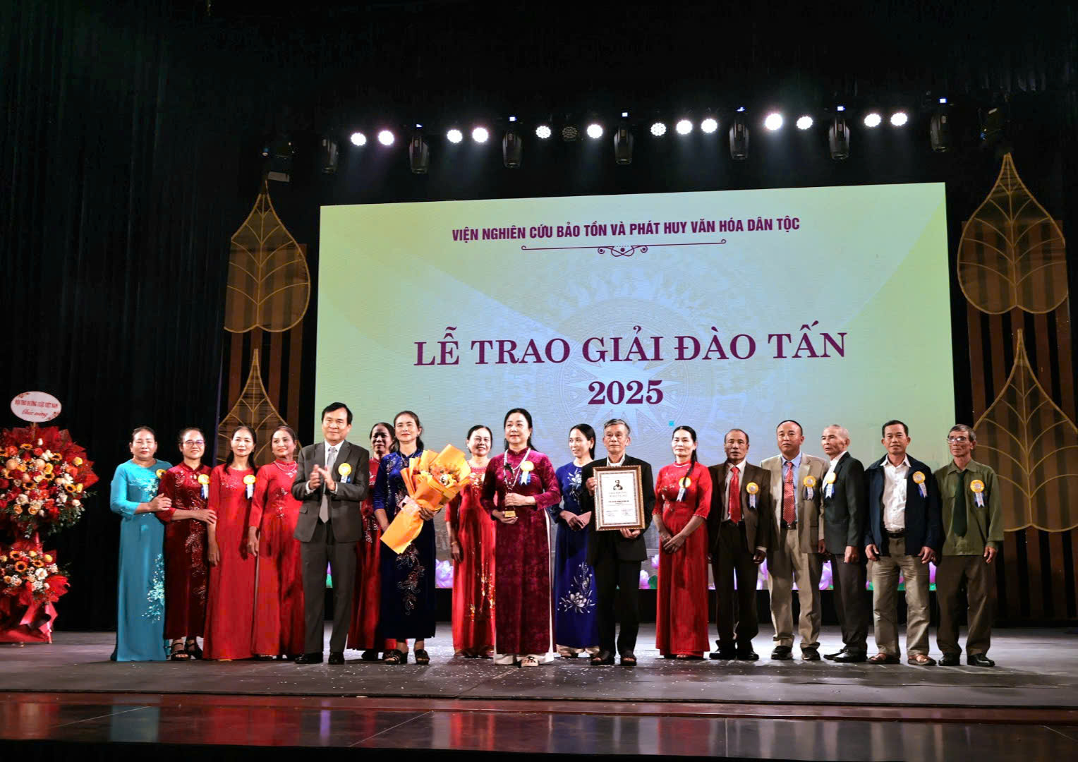 Tôn vinh 14 tập thể, cá nhân, vở diễn xuất sắc tại Giải thưởng Đào Tấn năm 2025 - 8