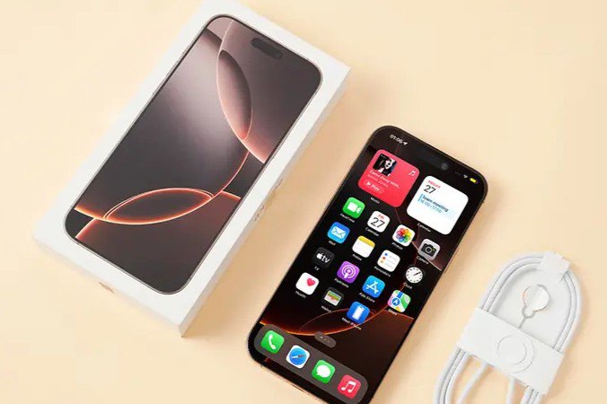 Ngày cận cuối năm 2025, iPhone và loạt thiết bị gia dụng giảm giá sâu chưa từng có - 1