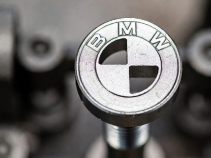Giao thông - BMW đăng ký ốc độc quyền để chặn việc sửa xe ở bên ngoài