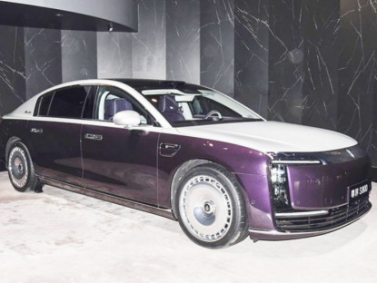 Giao thông - Xe siêu sang Huawei vượt mặt doanh số xe châu Âu