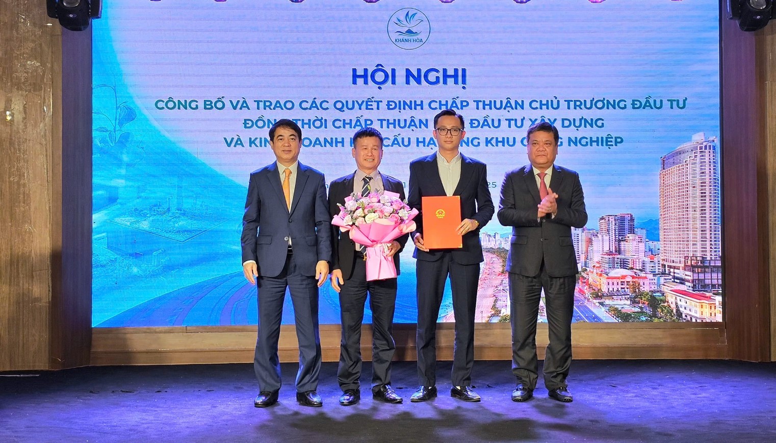 Dự án Khu công nghiệp Ninh Diêm 1 có tổng vốn đầu tư khoảng 2.834 tỉ đồng do Công ty cổ phần phát triển Ninh Khánh Land làm chủ đầu tư - 1