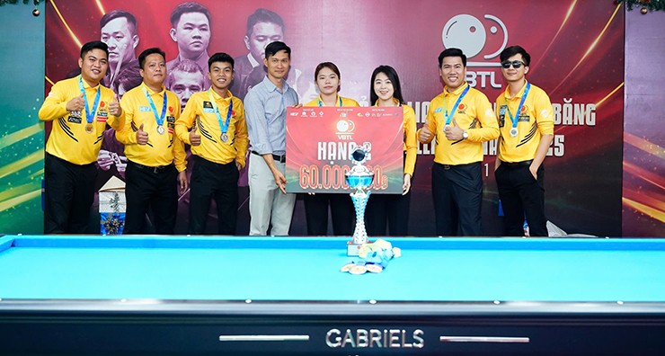 Giải bi-a có thể thức lạ nhất Việt Nam, Quyết Chiến & đồng đội vô địch kịch tính - 4