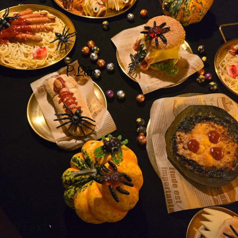Mâm tiệc Halloween bé mê tít của mẹ đảm: Vừa rùng rợn nhẹ, vừa ngon khó cưỡng, làm trong 2,5 tiếng - 3