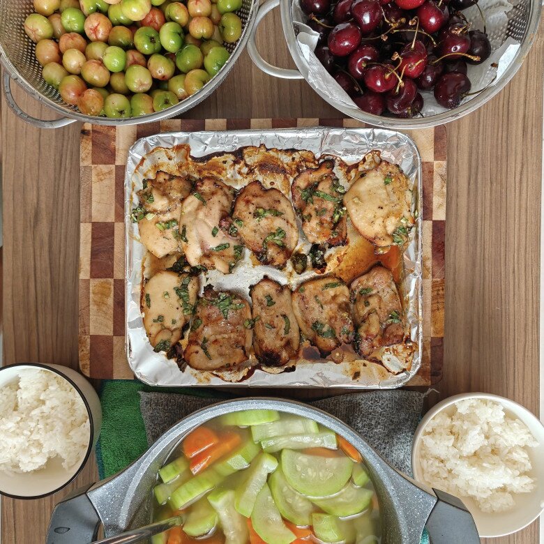 Chồng H&#39;Hen Niê kho cá có &#34;mùi tanh khó cưỡng&#34; và nhợt nhạt nhưng vợ chê cực khéo - 7