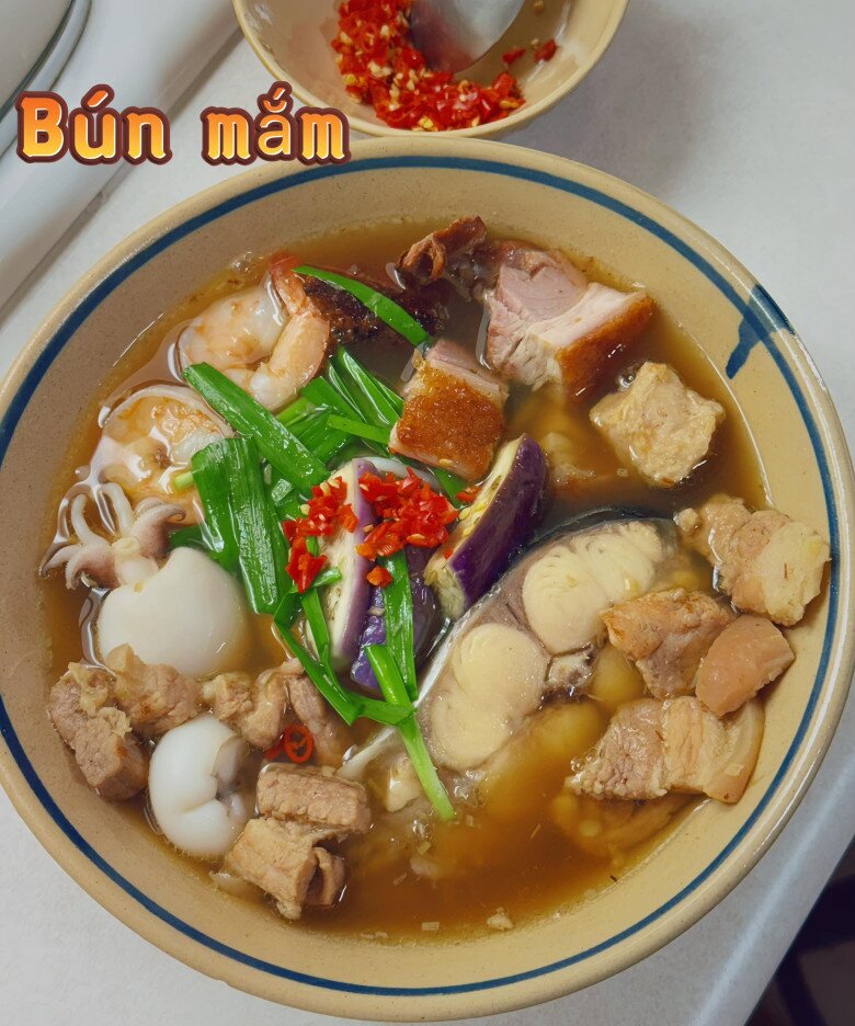 Chồng Hoa hậu Diễm Hương làm cho vợ bầu món "quý tộc" đắt tiền có tên lạ - từng được tỷ phú khen ngon - 8