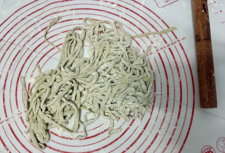 Chồng Khởi My "biến mất" bí ẩn khỏi mạng xã hội nhưng vẫn hiện diện qua từng món ăn được vợ khoe - 4