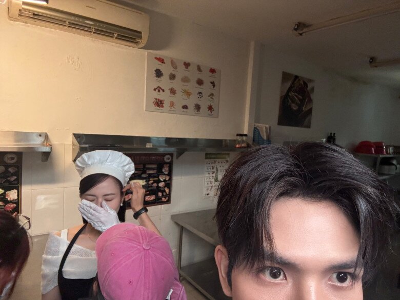 Chủ du thuyền gây tranh cãi trên VTV khoe bữa cơm cùng bạn thân Phương Oanh, khán giả thi nhau nói thiếu 1 thứ! - 9
