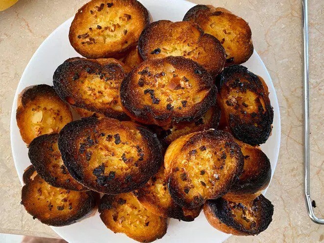 Cô dâu Đỗ Hà vừa cưới xong đã bị chồng phát hiện "thảm họa" trong bếp, nhiều sao Việt không thoát khỏi kiếp nạn - 9