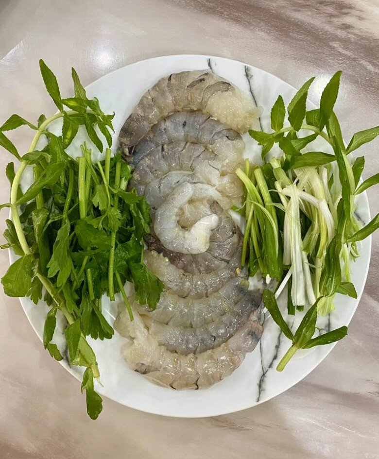 Nữ ca sĩ lấy đại gia Hải Phòng nấu món đặc sản quê chồng làm vợ cũ Đàm Vĩnh Hưng và nhiều người xuýt xoa - 5