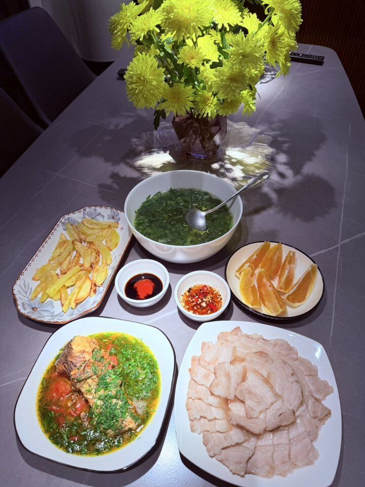 Nữ diễn viên &#34;Nhật ký Vàng Anh&#34; nay là Đại úy công an xinh đẹp khoe hàng loạt mâm cơm nhà hấp dẫn - 9