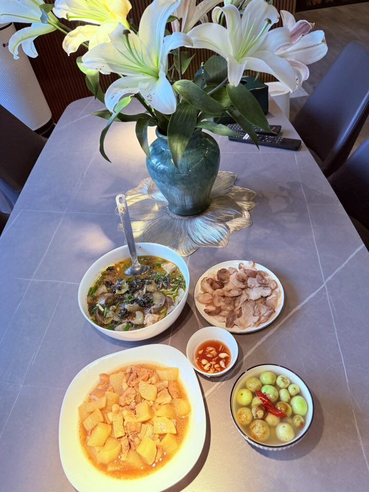 Nữ diễn viên &#34;Nhật ký Vàng Anh&#34; nay là Đại úy công an xinh đẹp khoe hàng loạt mâm cơm nhà hấp dẫn - 20