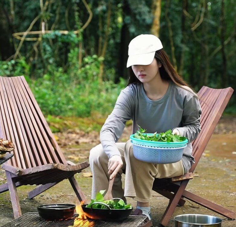 Sau clip nấu ăn gây "rối não" dân mạng, Hồ Quang Hiếu và vợ 1m80 khoe mâm cơm chân quê ai nhìn cũng thèm - 13