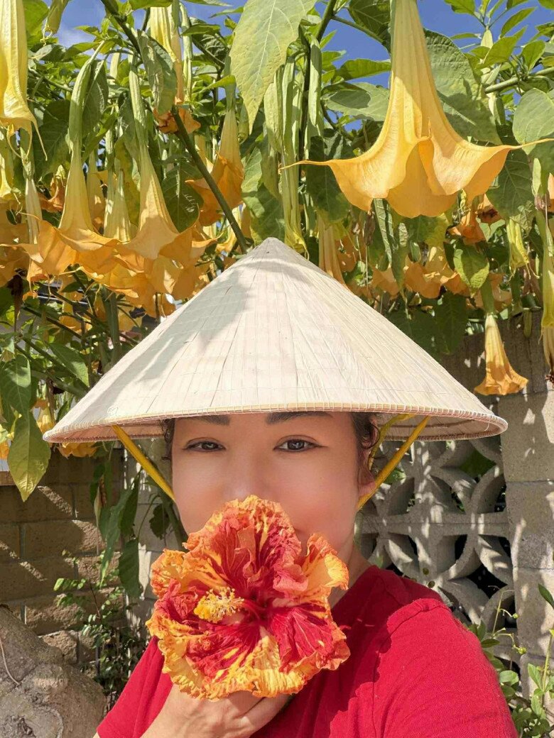 Vườn tuyệt đẹp trong biệt thự 30 tỷ của danh hài Thúy Nga: Ngập tràn sen đá, trái cây lúc lỉu trên đầu - 27