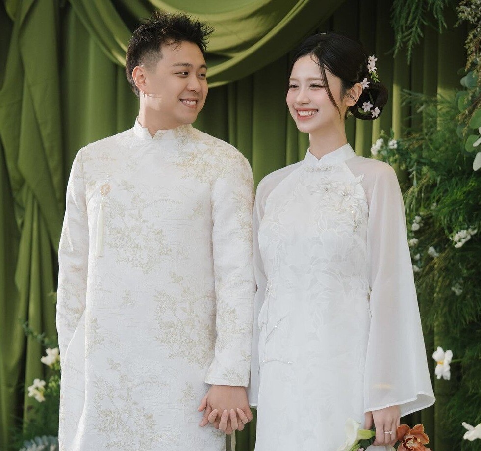 Hot girl 9X vừa khoe khoảnh khắc sinh con sau 1 tháng giữ kín: Có bố là NSND, từng tung ảnh X-quang chứng minh không nâng ngực - 7