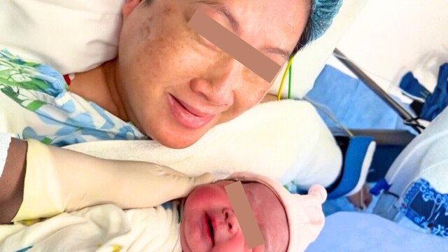 Con gái tuyên bố không đẻ, mẹ già U60 nóng mặt tự sinh thêm đứa nữa để tha hồ bồng bế - 2