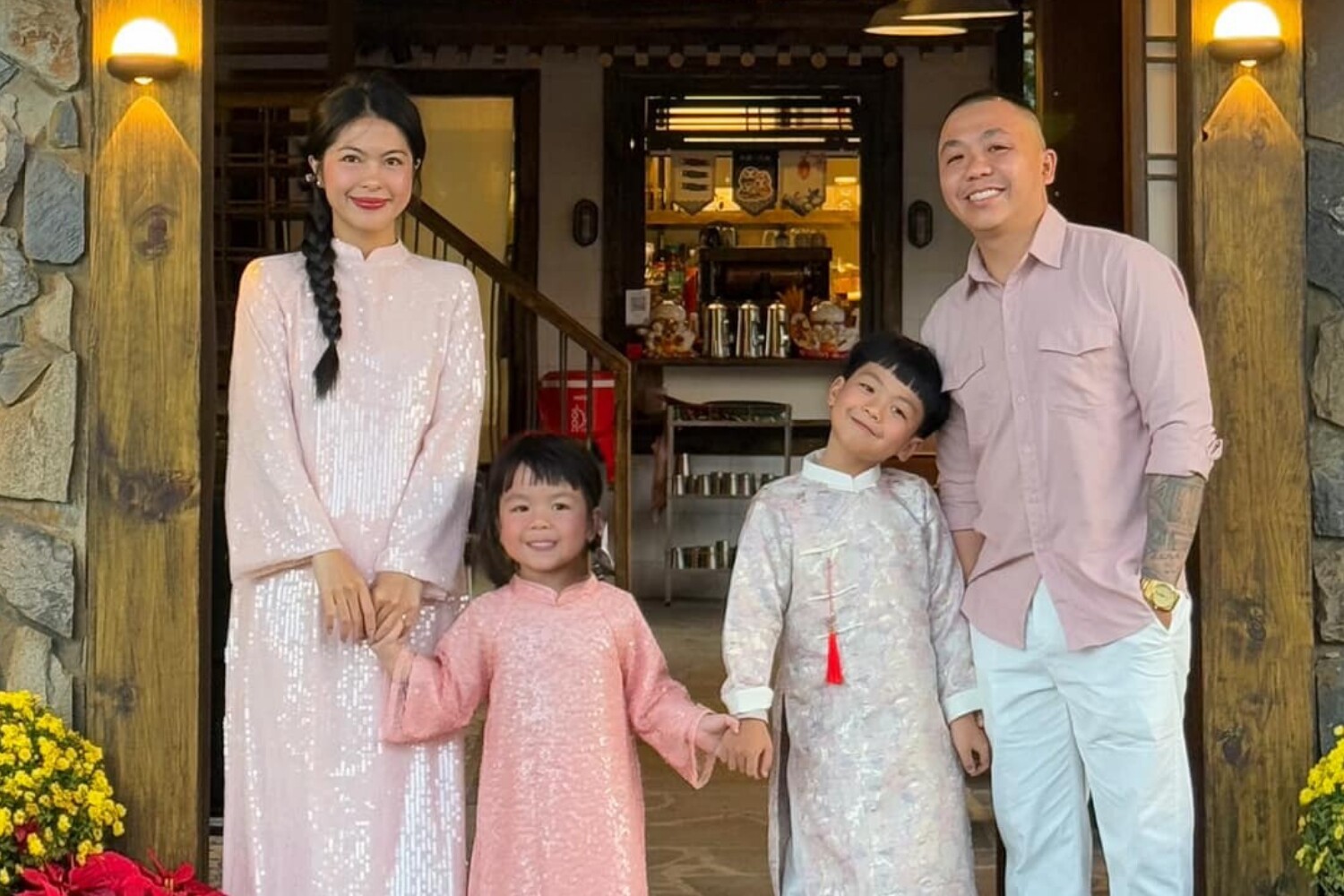 Gặp &#34;Công chúa tóc mây&#34; gen Z nổi tiếng MXH Việt: Qua 2 lần sinh nở vẫn đẹp mơn mởn, không hối hận khi sinh con ở tuổi 19 - 7