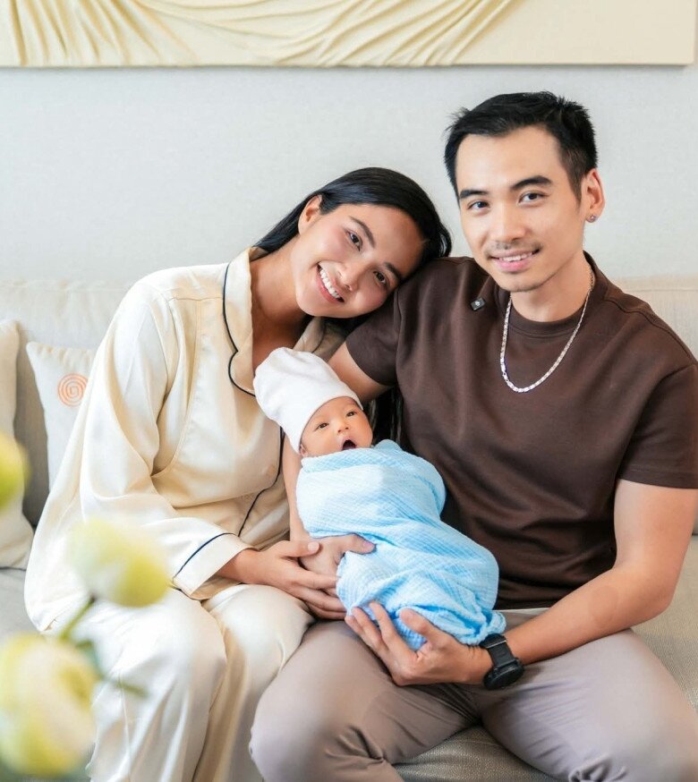 H’Hen Niê lấy lại dáng nhờ cho con bú, vòng 2 chạm mốc 70cm, phải từ chối làm điều này dù thời son rỗi rất mê - 3