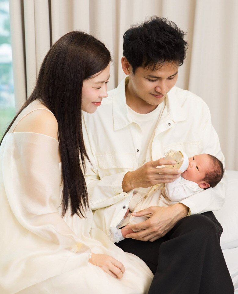 Dàn mẹ bỉm nổi tiếng Vbiz và nỗi lo sữa mẹ sau sinh: Người nhập viện cấp cứu, người đau điếng vì vòng 1 căng cứng - 10