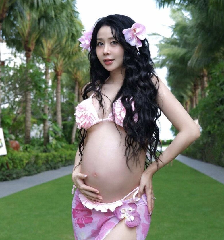 Sinh con sau đám cưới dát vàng, nữ thần phim học đường Việt gây choáng với body nảy nở tôn vòng 1 căng tràn - 7